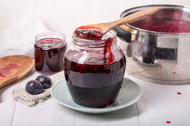 Aromatické džemy z višní: sladkokyslá dokonalosť v pohári